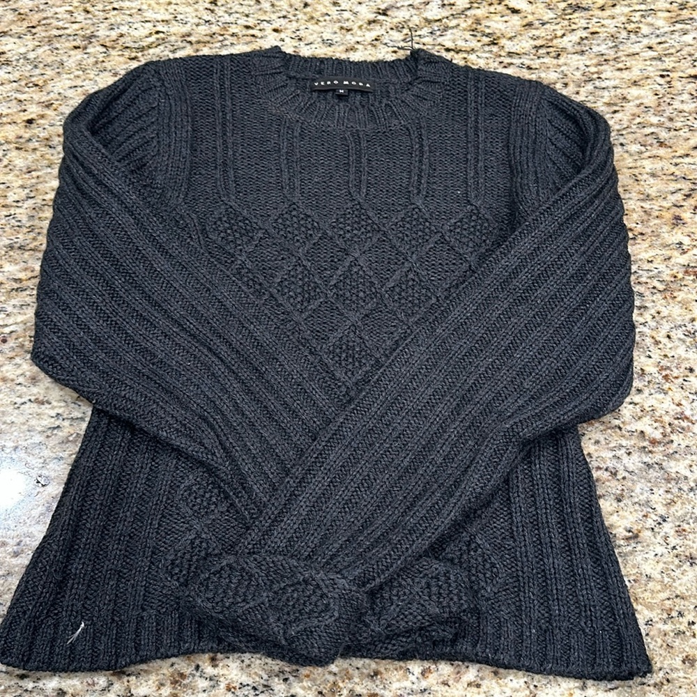 Grey sweater in great condition!